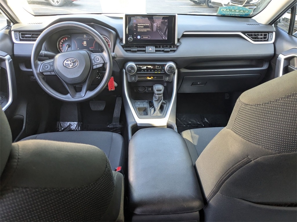 Thumbnail: 2025 Toyota RAV4 - 28