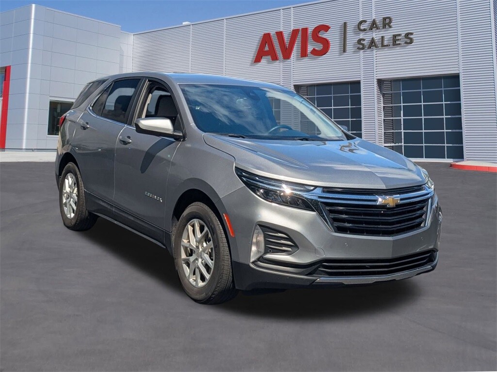 2024 Chevrolet Equinox photo 3