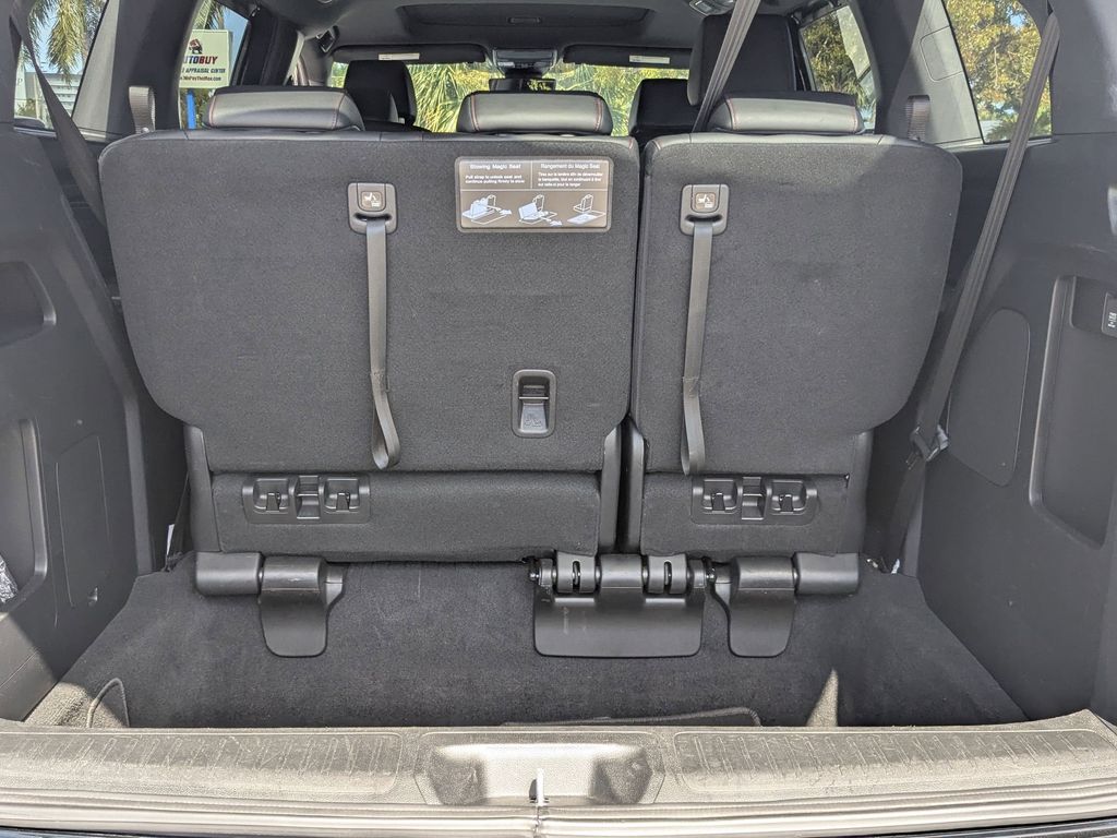 Thumbnail: 2025 Honda Odyssey - 7