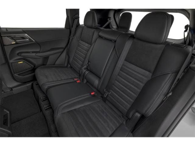 Thumbnail: 2025 Mitsubishi Outlander - 12