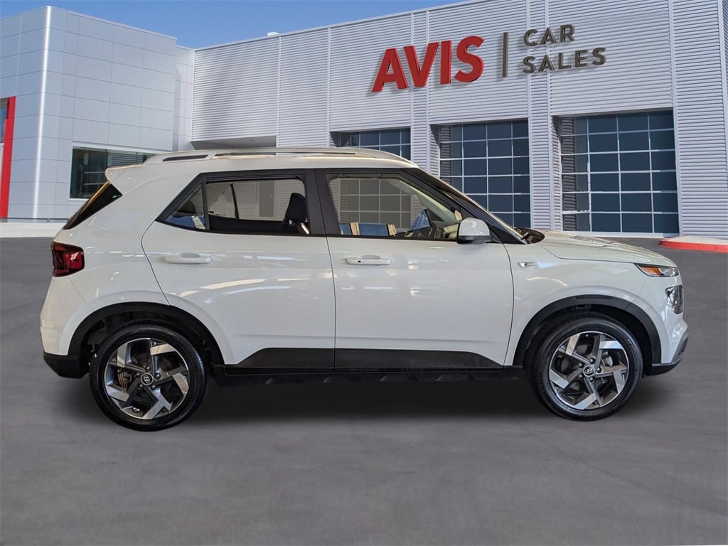 Thumbnail: 2025 Hyundai Venue - 5