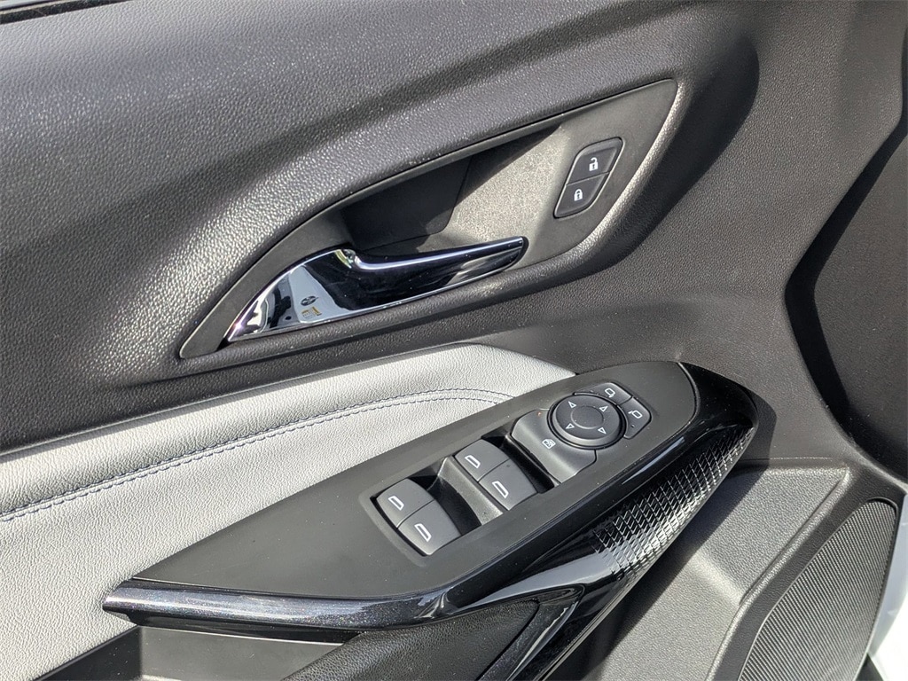 Thumbnail: 2025 Chevrolet Trax - 22