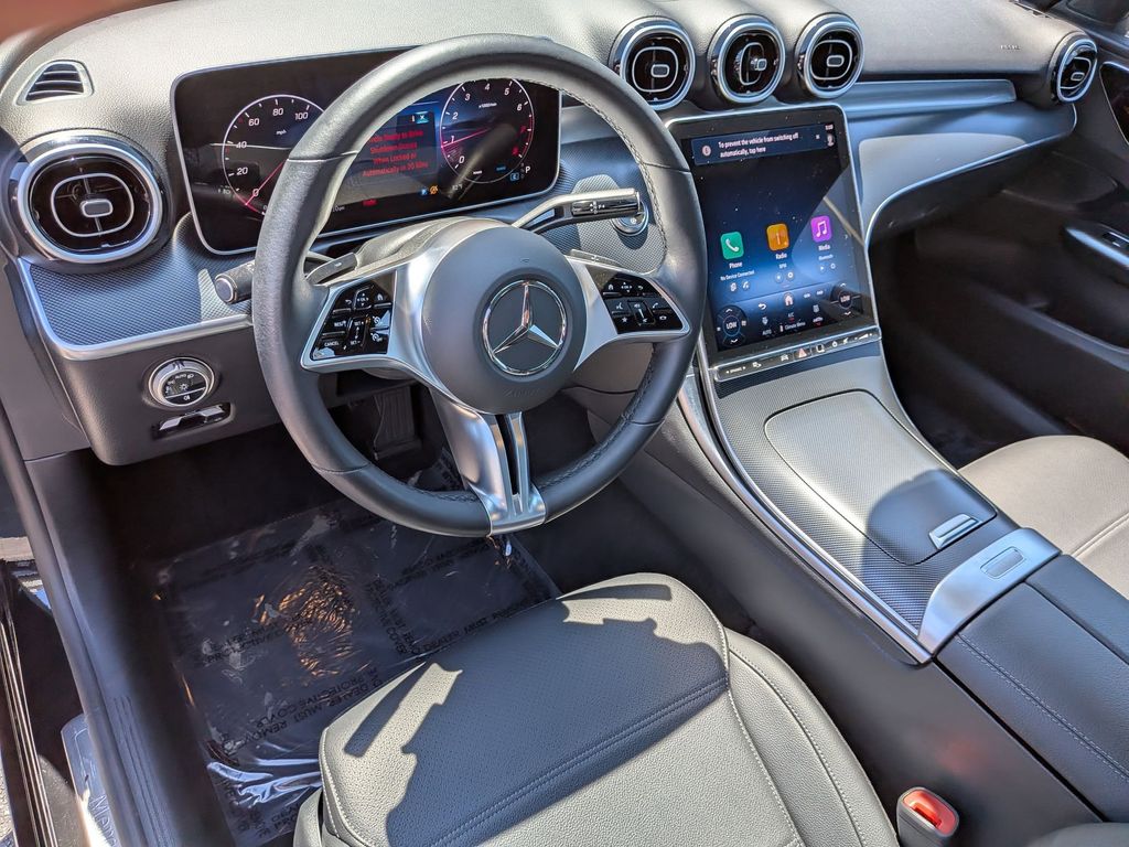 Thumbnail: 2025 Mercedes-Benz C-Class - 13