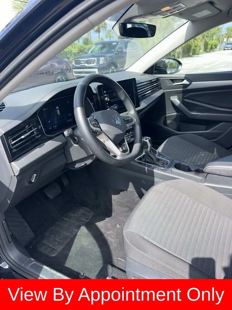 Thumbnail: 2025 Volkswagen Jetta - 7