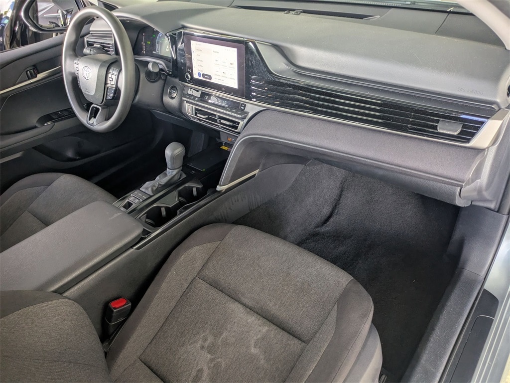 Thumbnail: 2025 Toyota Camry - 33