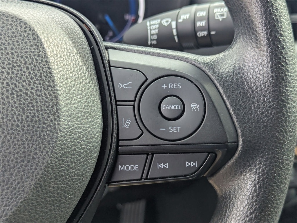 Thumbnail: 2024 Toyota RAV4 - 17