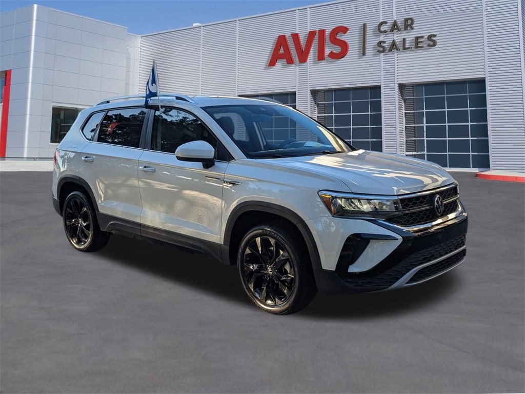 Thumbnail: 2024 Volkswagen Taos - 3