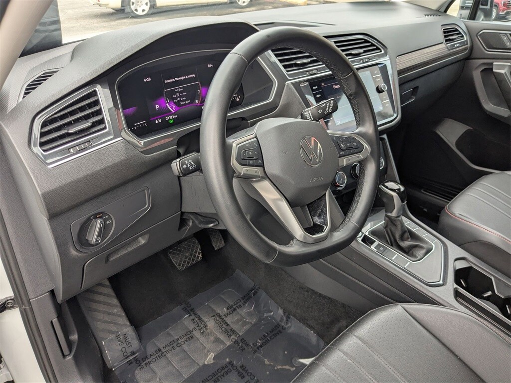 Thumbnail: 2024 Volkswagen Tiguan - 13