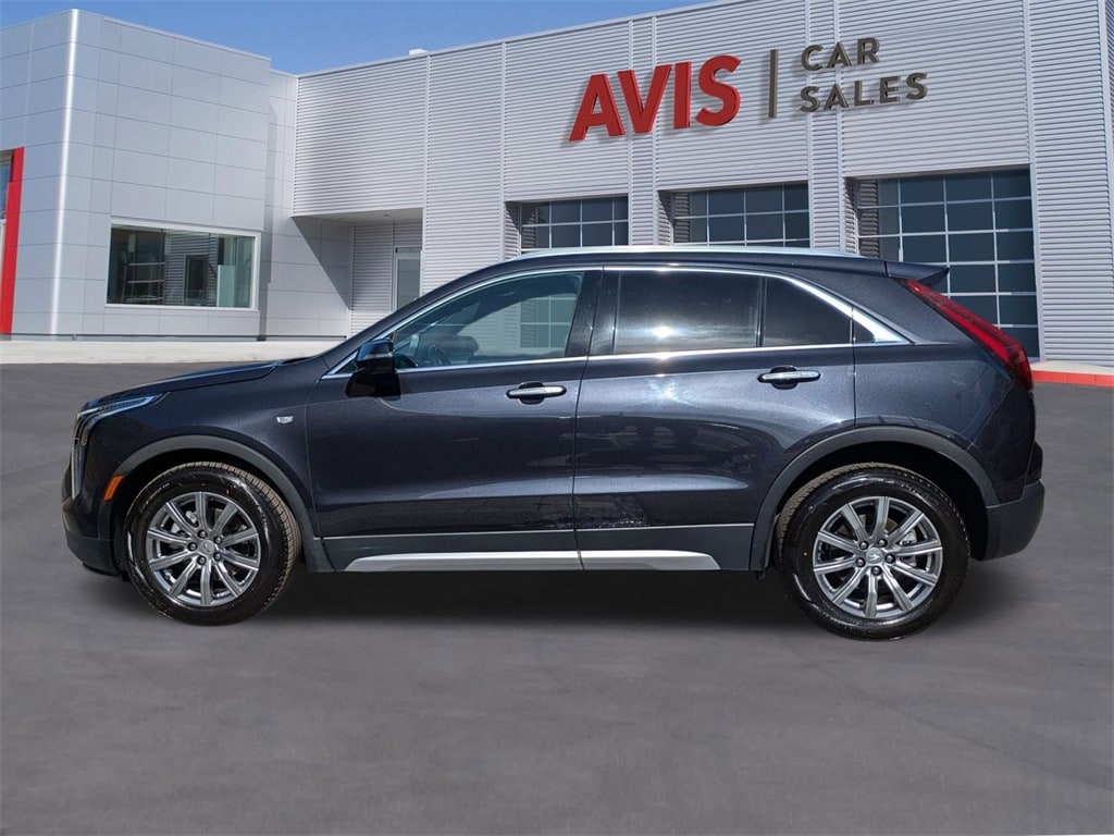 Thumbnail: 2023 Cadillac XT4 - 10