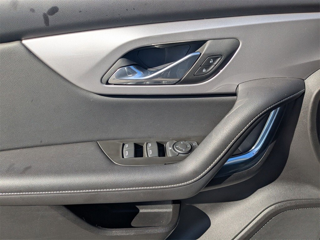 Thumbnail: 2025 Chevrolet Blazer - 14