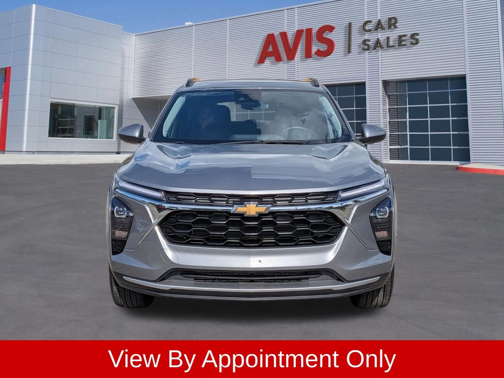 Thumbnail: 2025 Chevrolet Trax - 2