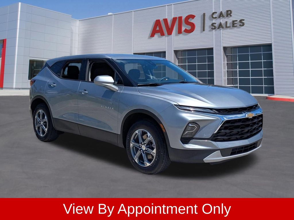 Thumbnail: 2025 Chevrolet Blazer - 3