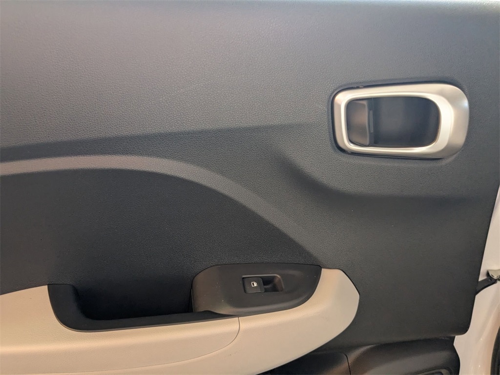 Thumbnail: 2025 Hyundai Venue - 24