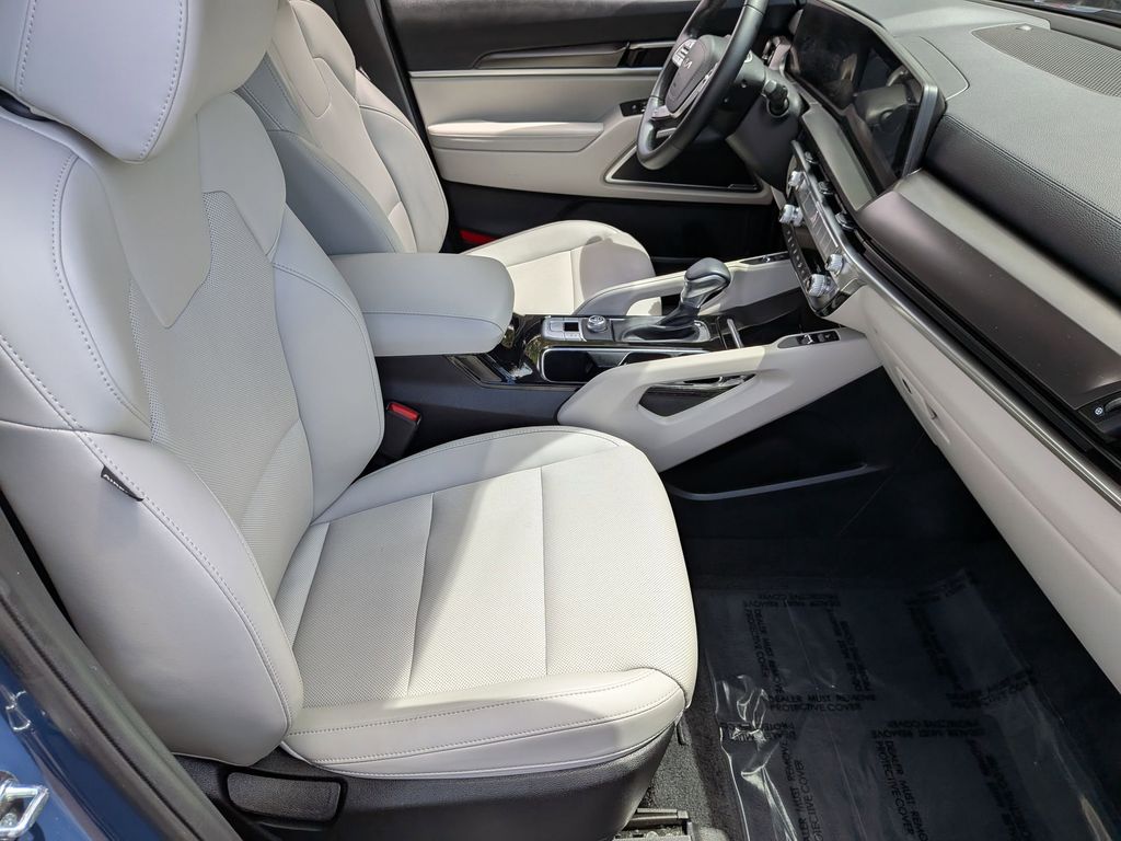 Thumbnail: 2025 Kia Telluride - 33