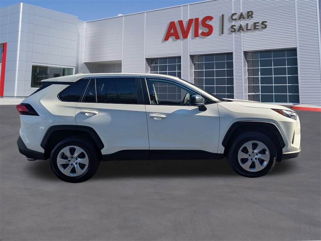 Thumbnail: 2025 Toyota RAV4 - 5