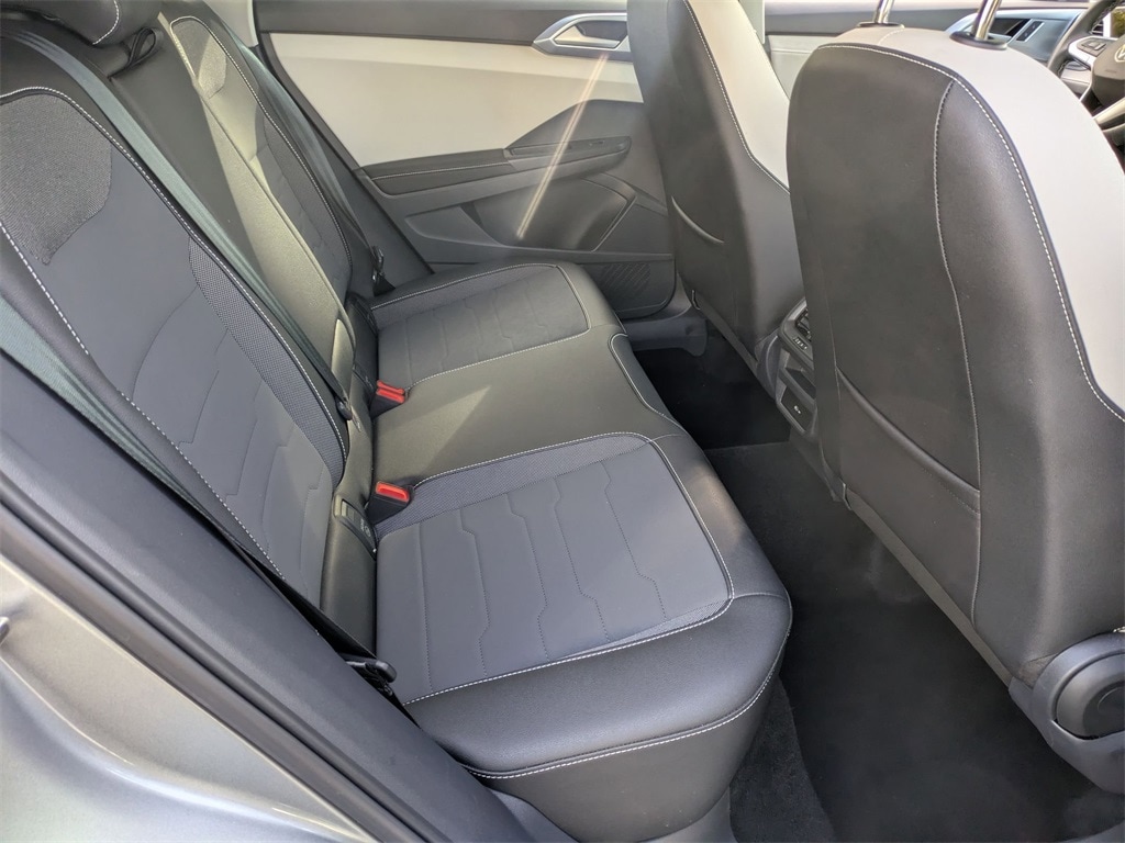 Thumbnail: 2025 Volkswagen Taos - 30