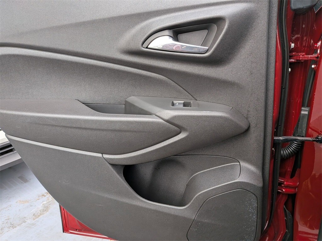 Thumbnail: 2025 Chevrolet Trax - 26