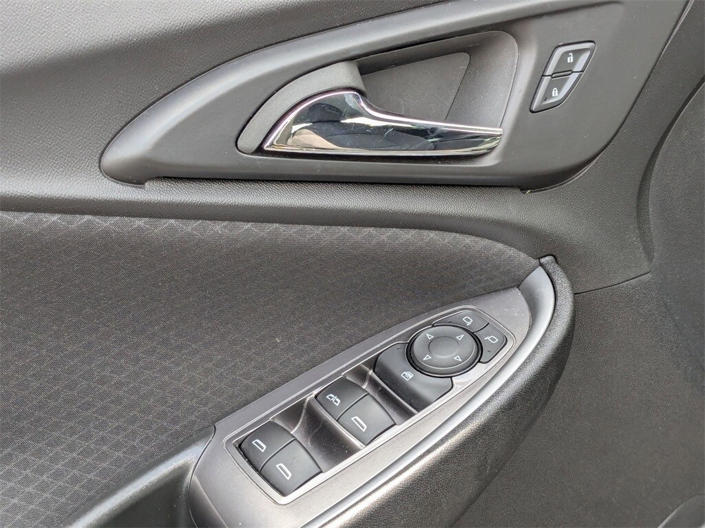 Thumbnail: 2024 Chevrolet Malibu - 12