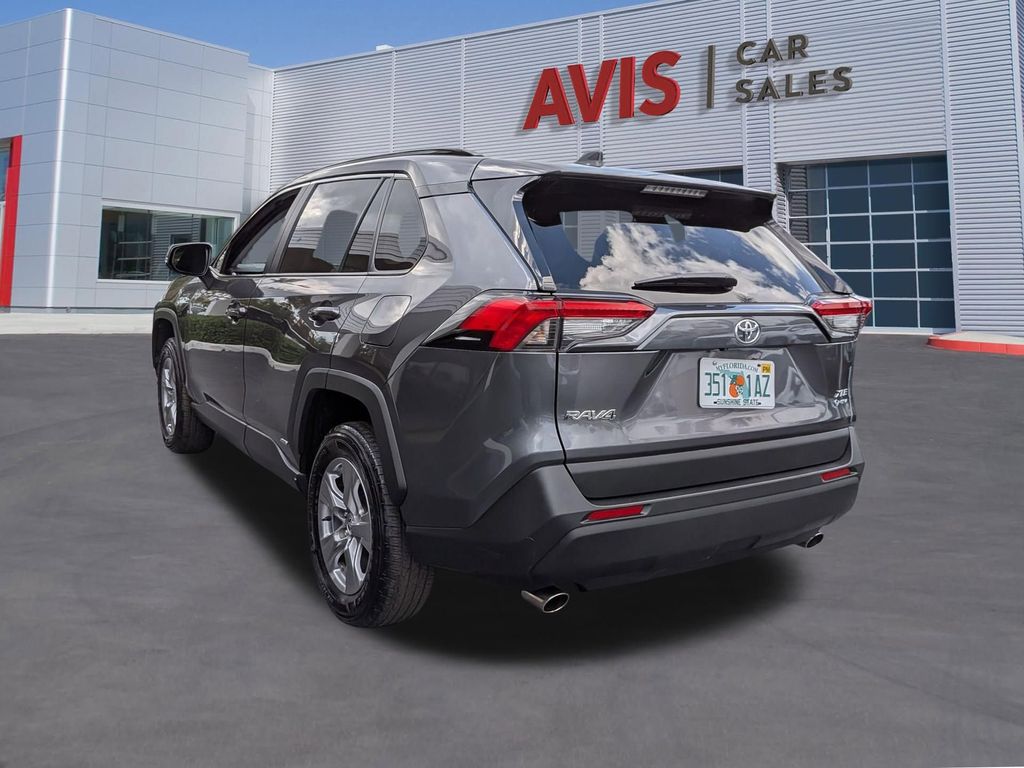 Thumbnail: 2025 Toyota RAV4 - 10