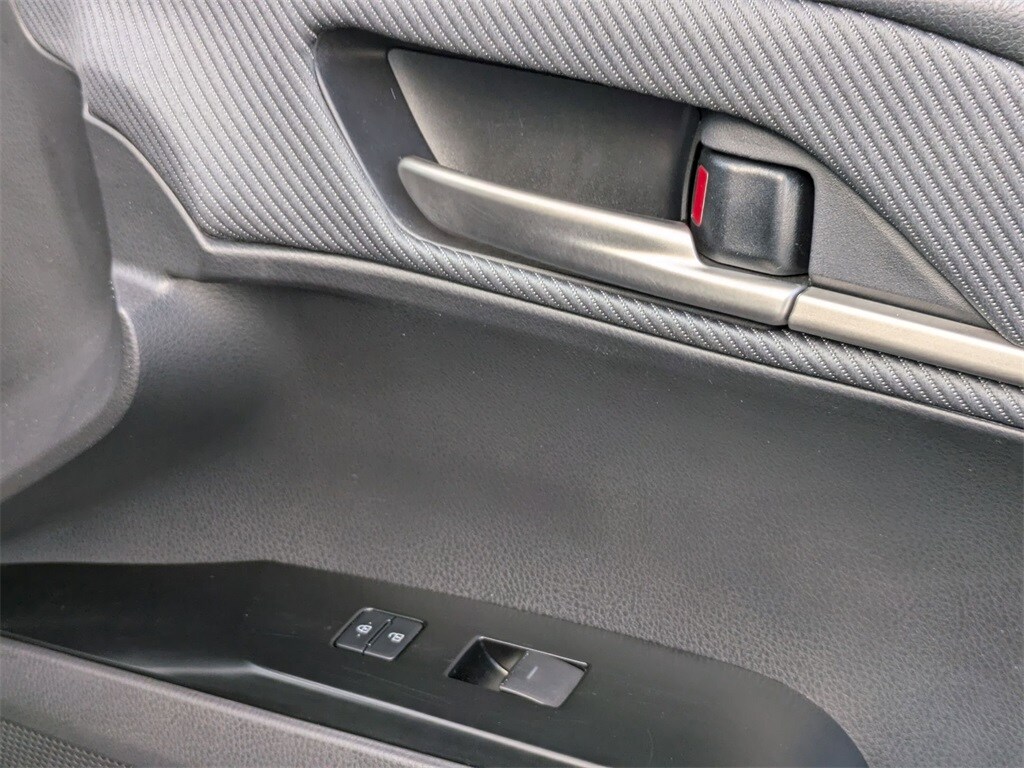 Thumbnail: 2025 Toyota Camry - 34