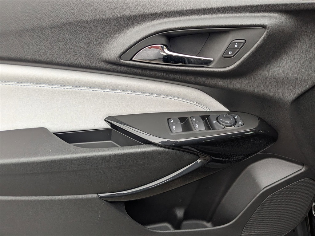 Thumbnail: 2025 Chevrolet Trax - 14