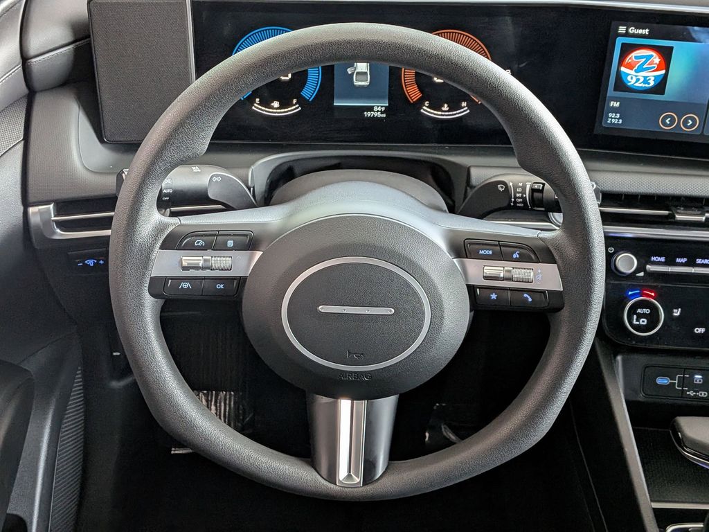 Thumbnail: 2025 Hyundai Santa Cruz - 24