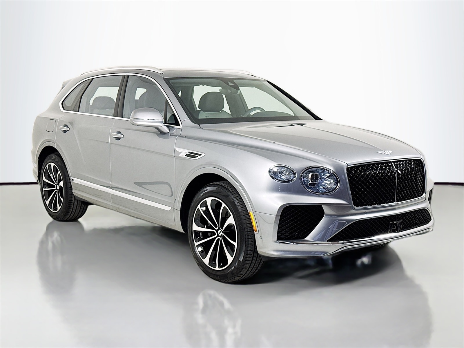 2025 Bentley Bentayga's photo