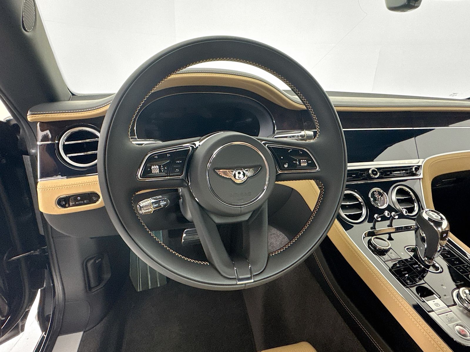 2026 Bentley Continental GTC - Photo 11