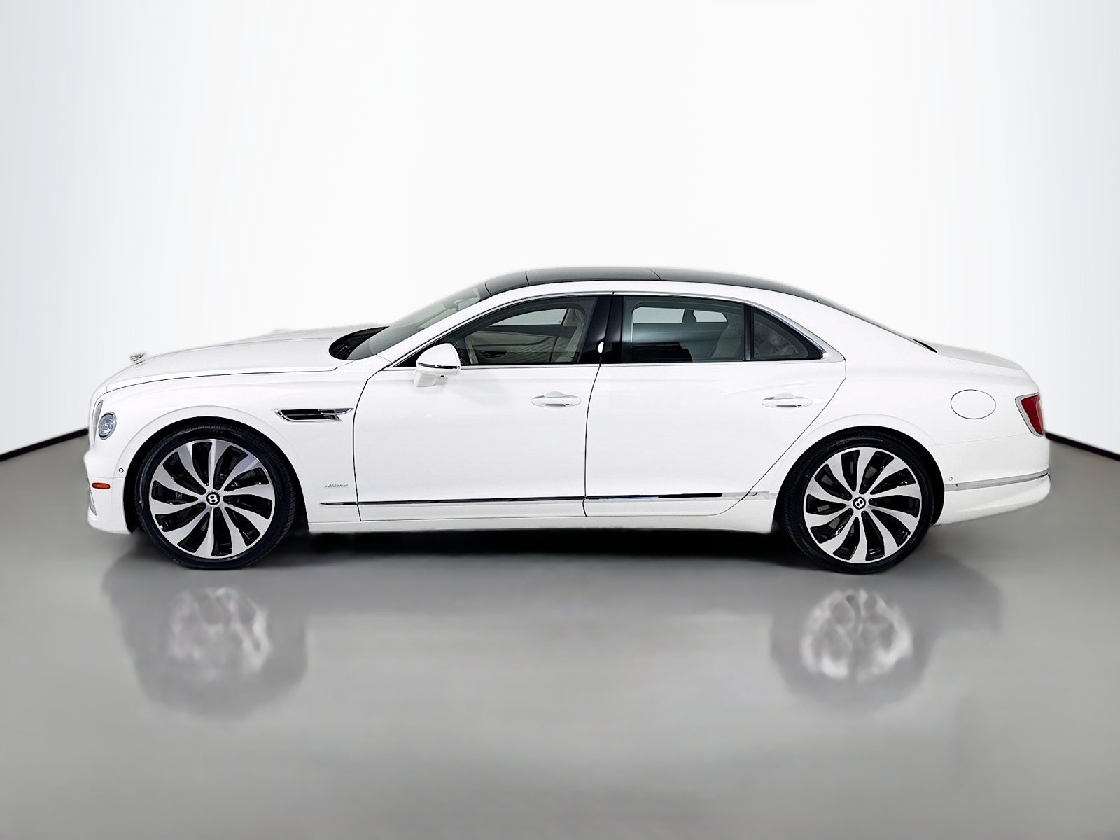 New 2026 Bentley Flying Spur V8 Sedan