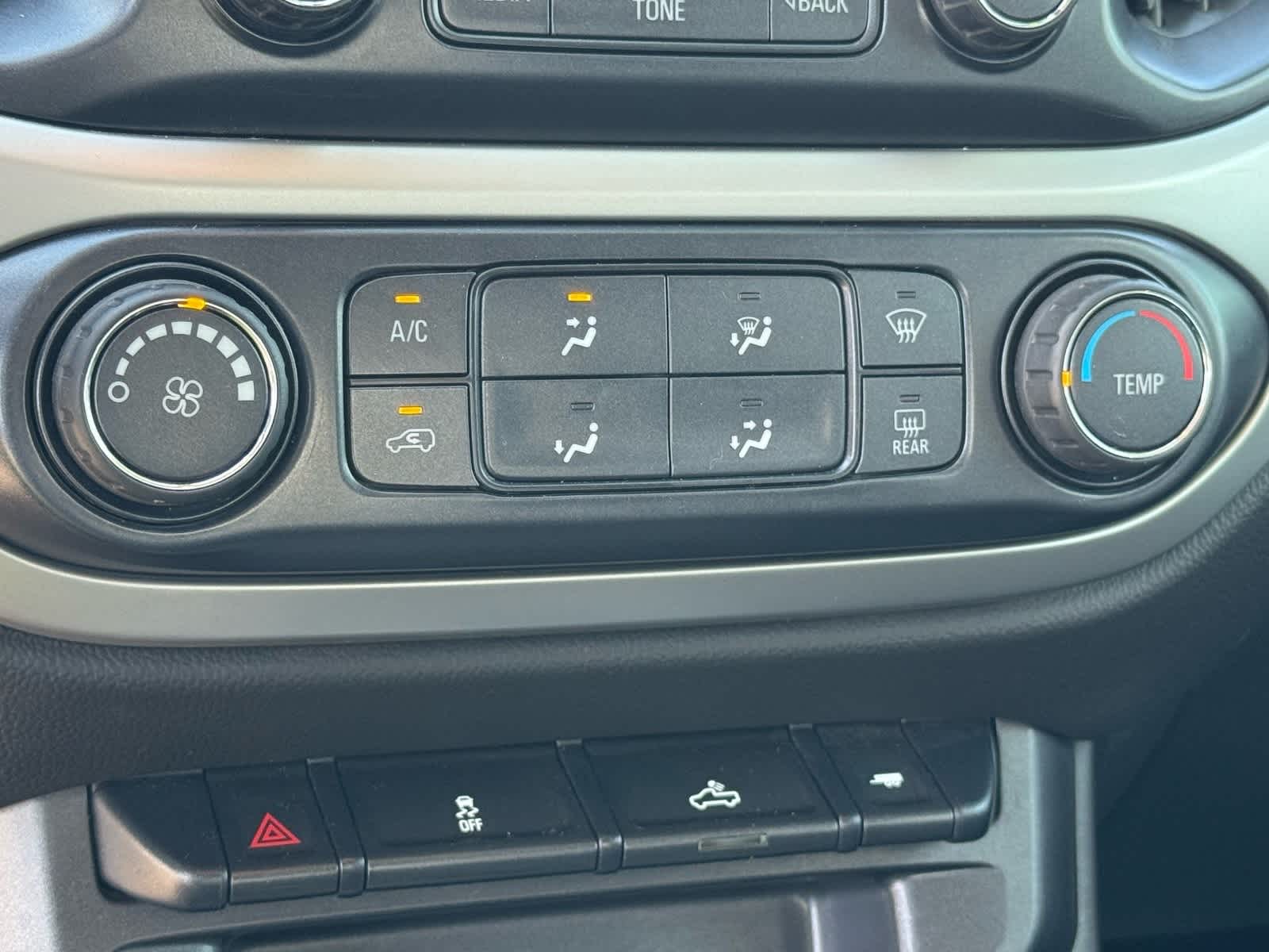 Thumbnail: 2017 Chevrolet Colorado - 27