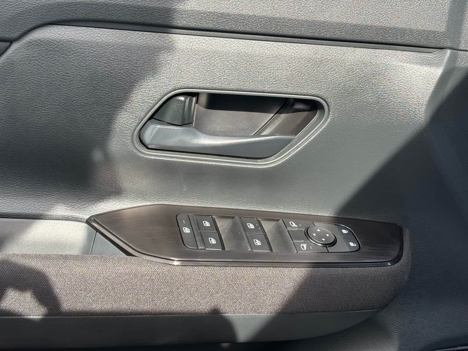 Thumbnail: 2026 Nissan Kicks - 13