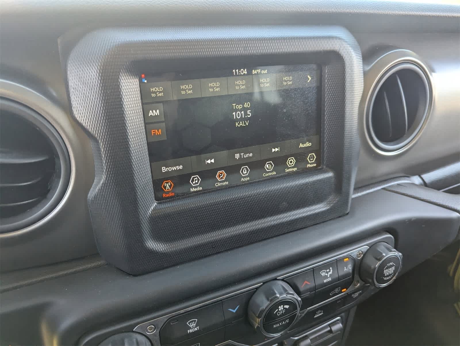 Thumbnail: 2023 Jeep Wrangler - 26