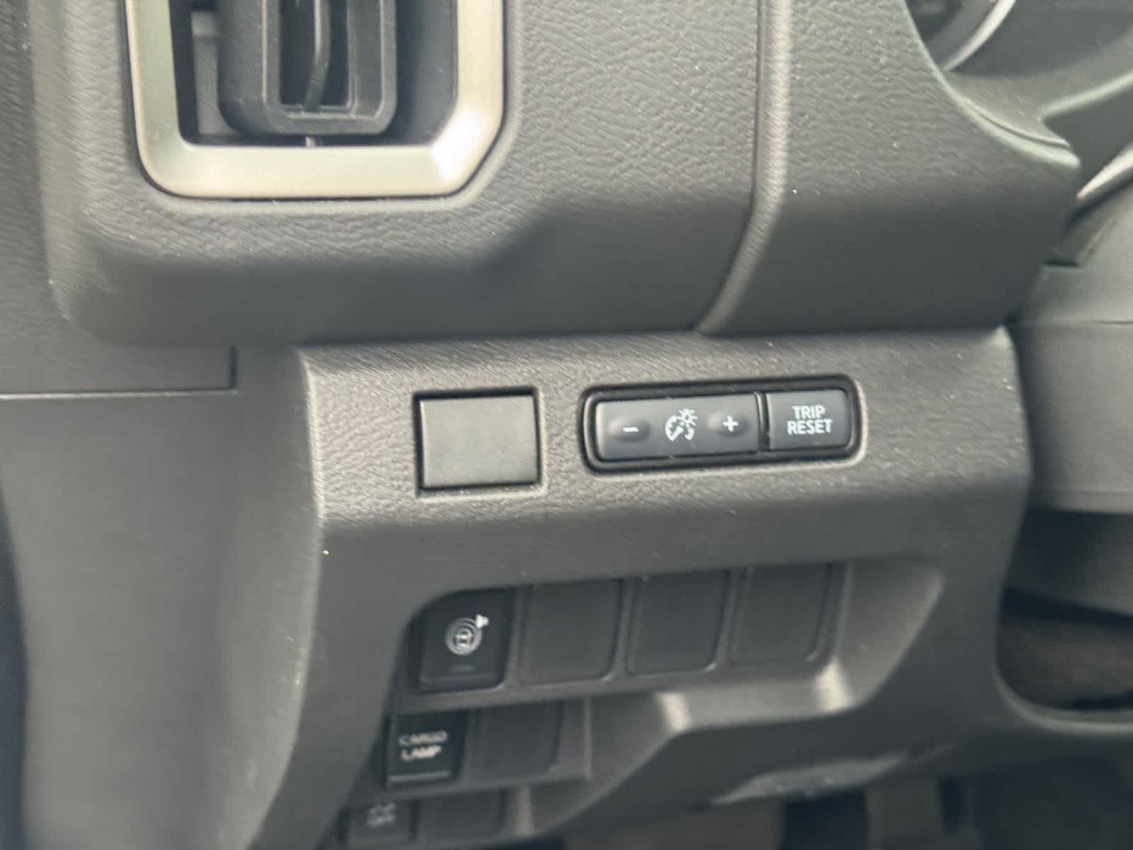 Thumbnail: 2025 Nissan Frontier - 13