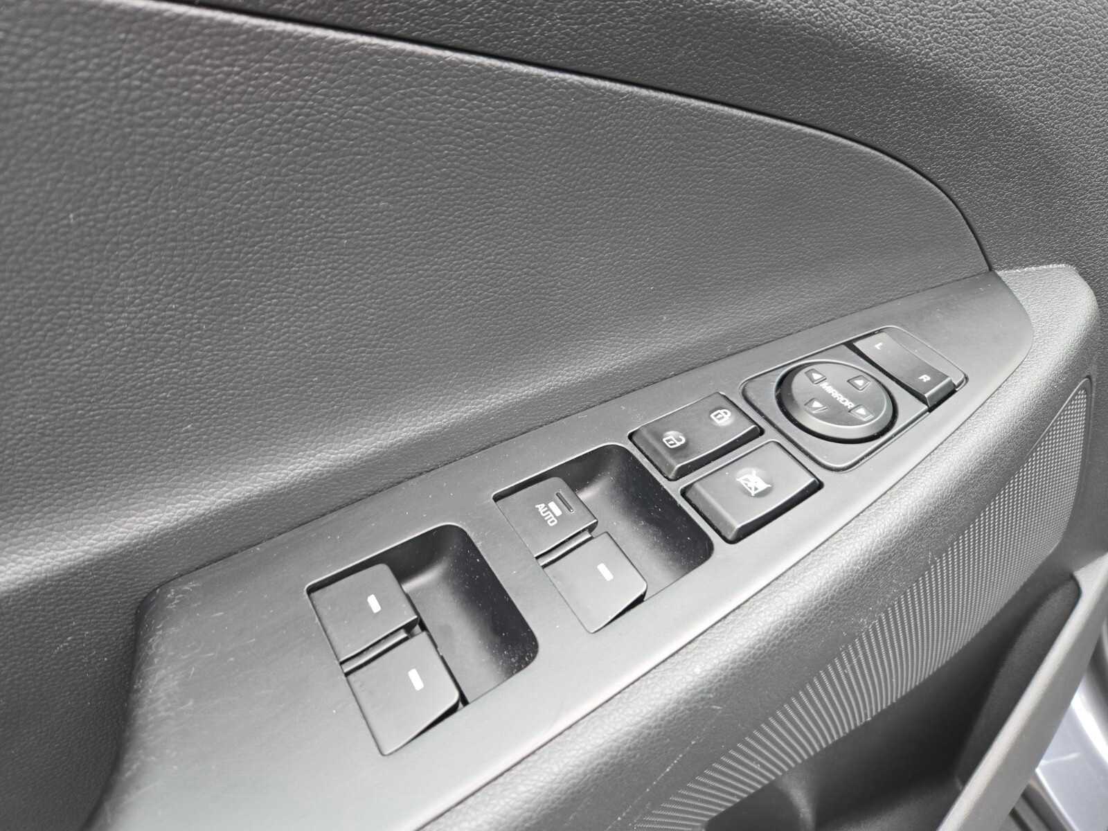 Thumbnail: 2017 Hyundai Tucson - 21