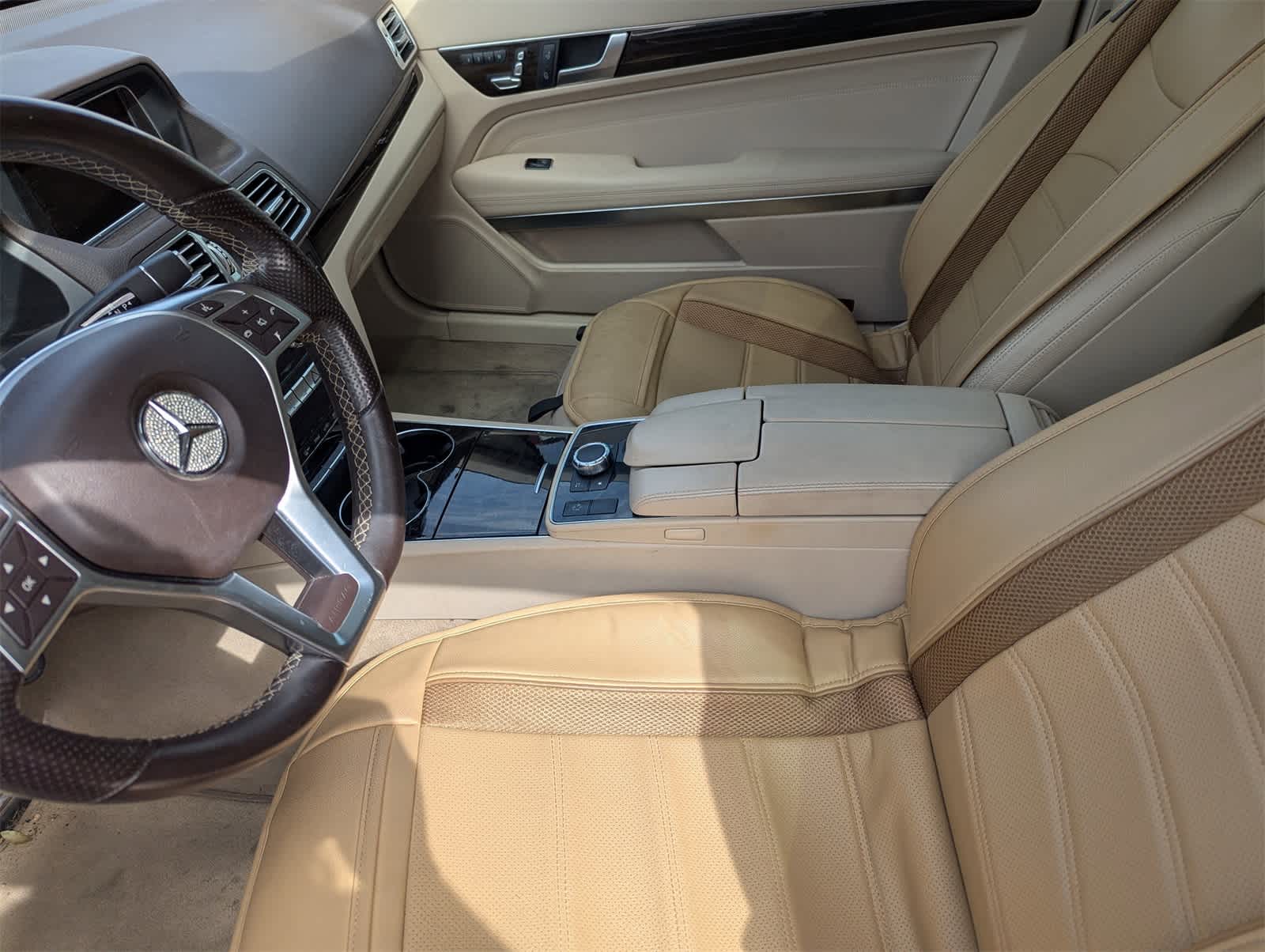 Thumbnail: 2016 Mercedes-Benz E-Class - 15