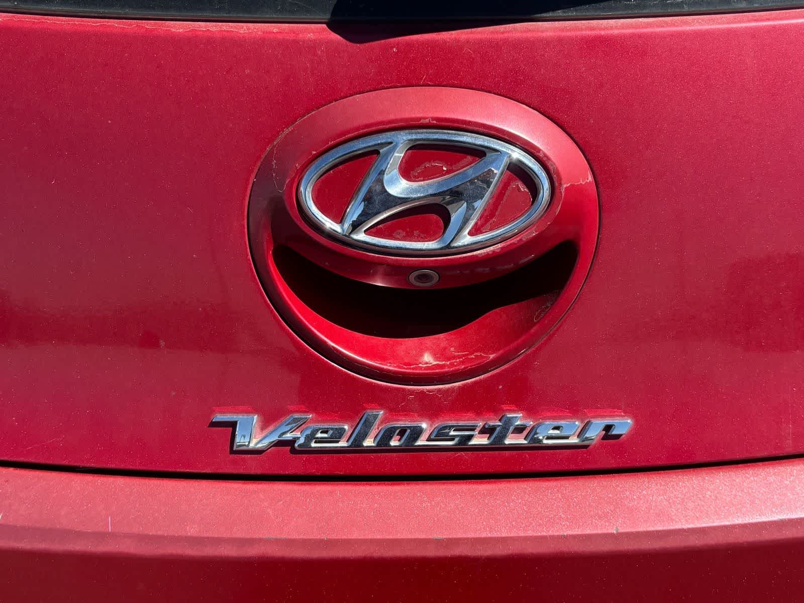 Thumbnail: 2017 Hyundai Veloster - 12