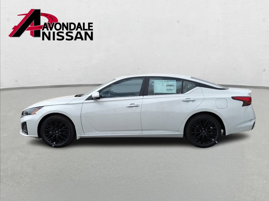 New 2025 Nissan Altima SV Sedan