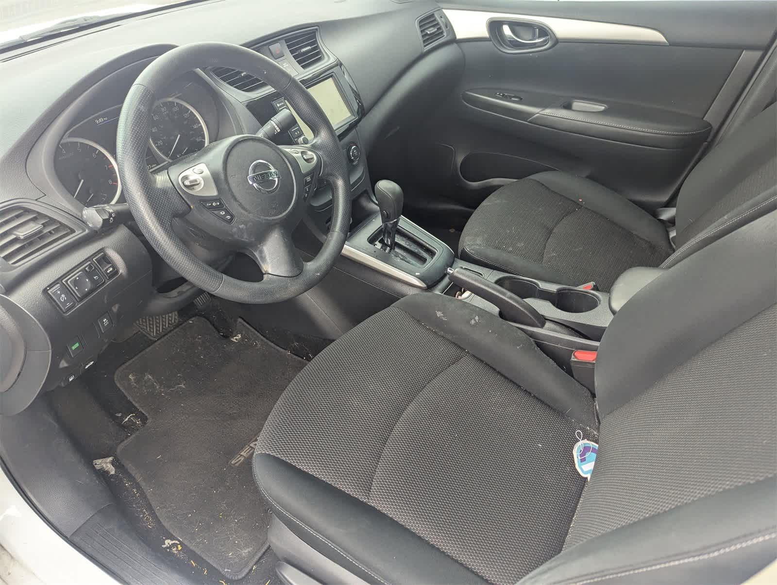 Thumbnail: 2019 Nissan Sentra - 14