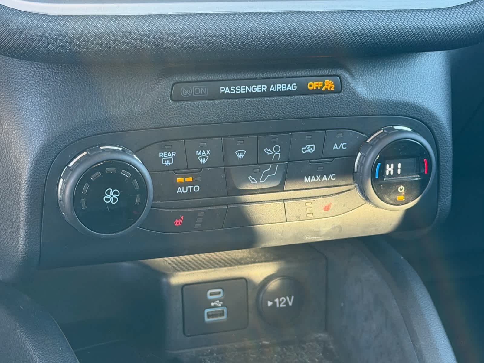 Thumbnail: 2021 Ford Bronco Sport - 10