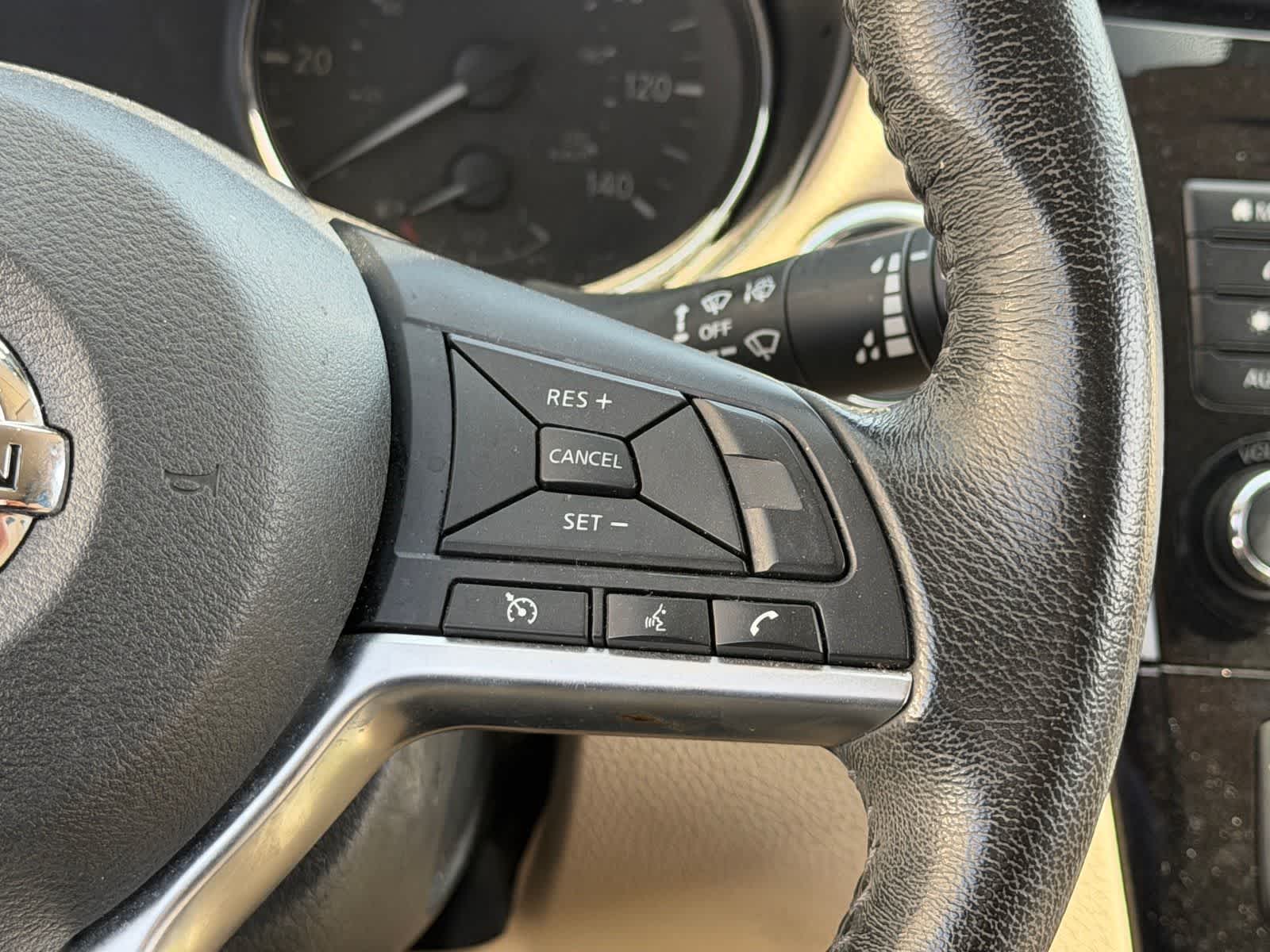 Thumbnail: 2019 Nissan Rogue - 13