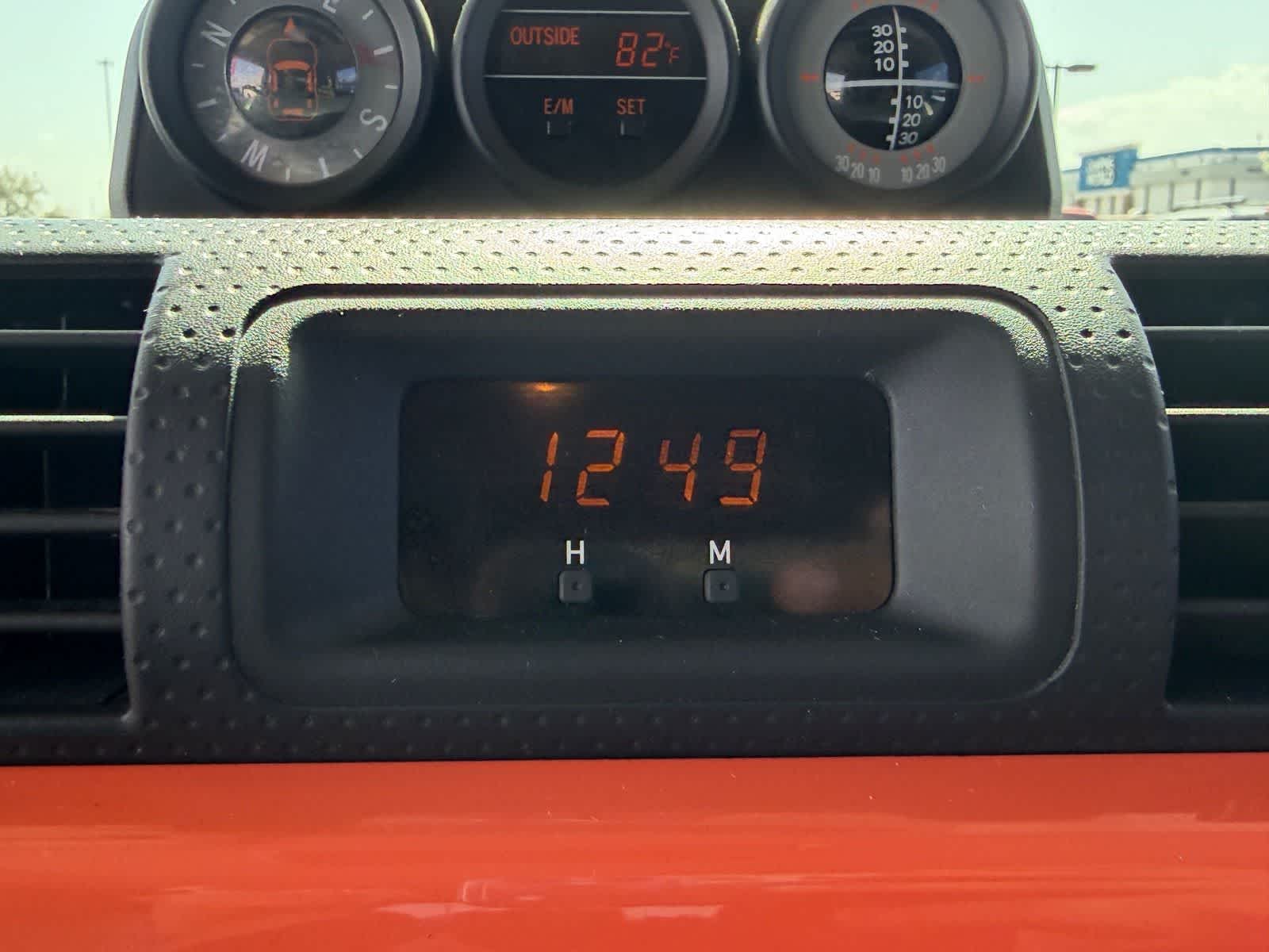 Thumbnail: 2014 Toyota FJ Cruiser - 29