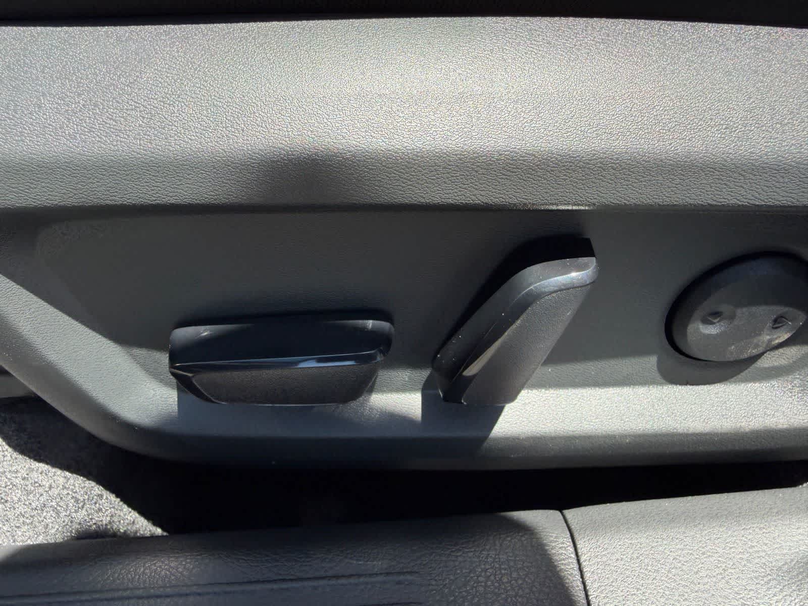 Thumbnail: 2026 Nissan Rogue - 13