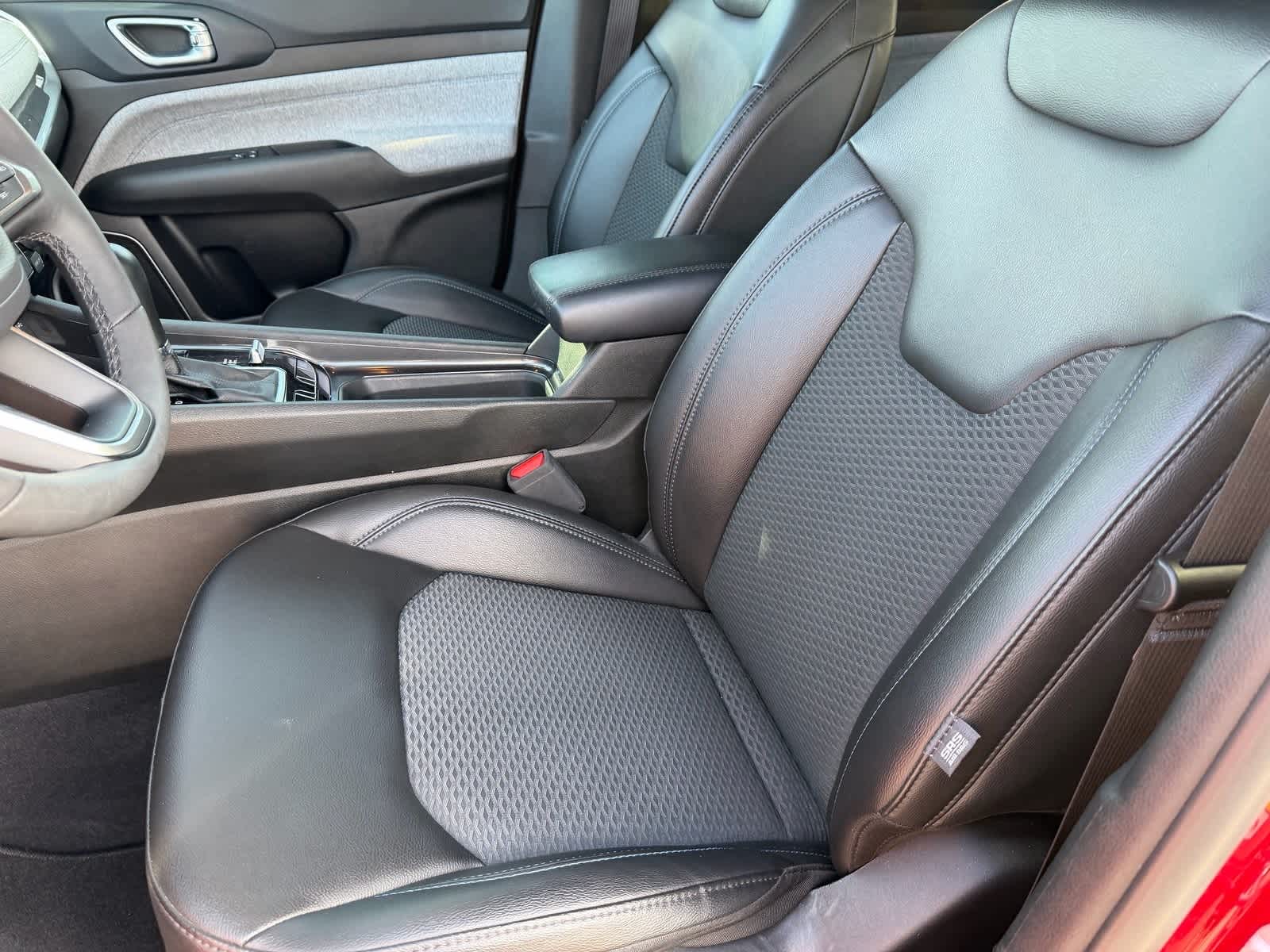 Thumbnail: 2025 Jeep Compass - 20