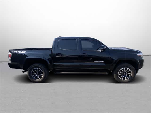 Thumbnail: 2022 Toyota Tacoma - 6