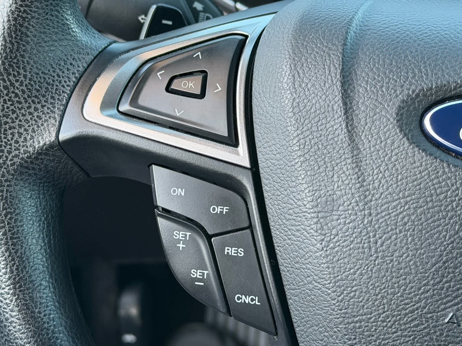 Thumbnail: 2017 Ford Fusion - 16