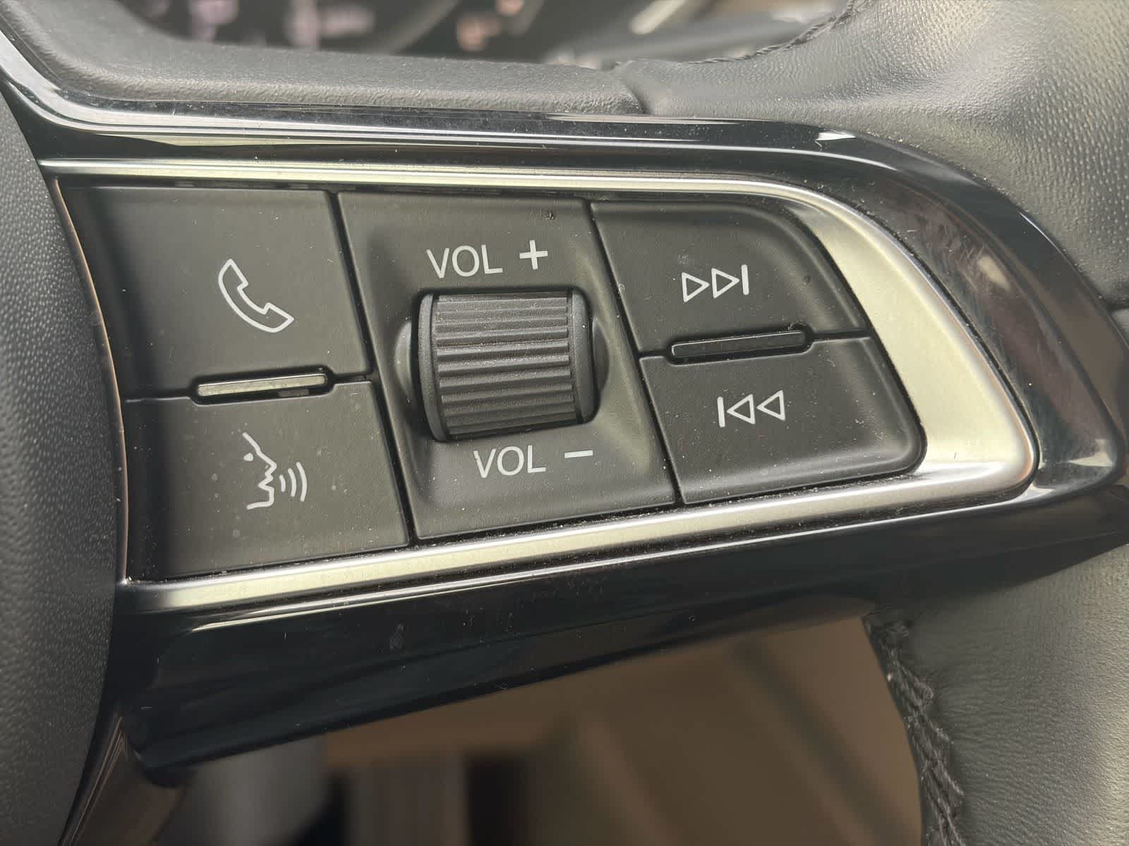 Thumbnail: 2021 Alfa Romeo Stelvio - 21