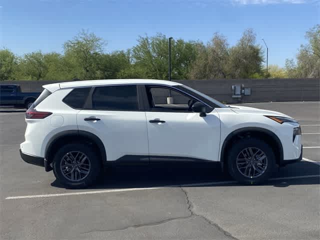 2025 Nissan Rogue S 7
