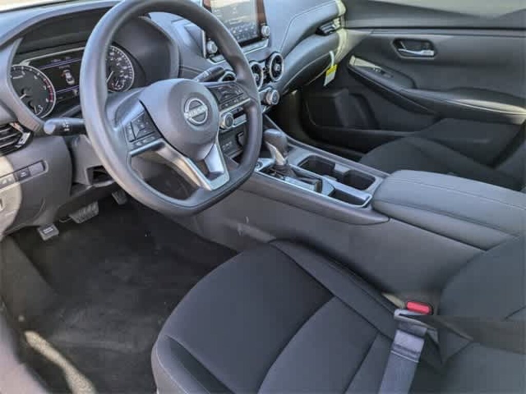 New 2025 Nissan Sentra SV Sedan