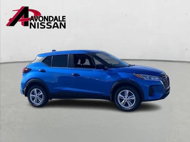 Thumbnail: 2025 Nissan Kicks - 8