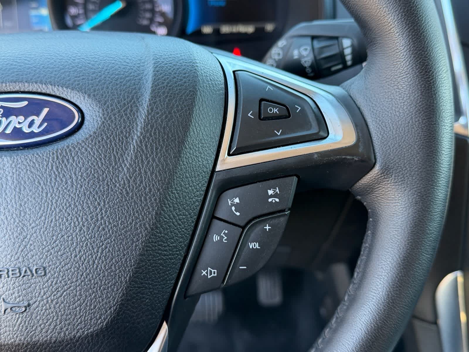 Thumbnail: 2022 Ford Edge - 29